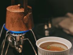 -弦月窗LUNETTE BY AMANDA(复兴路店)