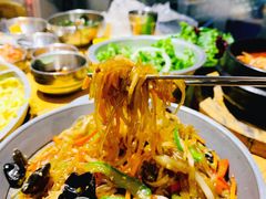 炒杂菜-姜虎东白丁烤肉(恒隆广场店)