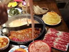 -萍姐火锅·公路夜市(武汉首店)