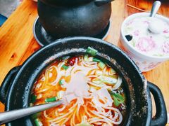 -李记特色罐罐米线(重庆中环大厦店)