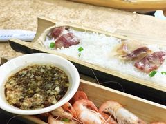 -胡须哥网红竹筒菜