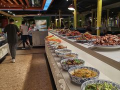 自助取餐区-爱客得牛排海鲜烤肉·火锅自助(春熙路黑金好店)