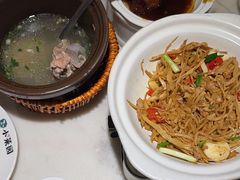 -小菜园新徽菜(镇江丹阳吾悦店)
