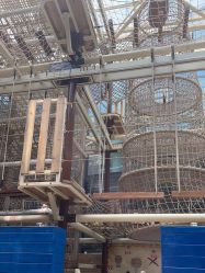 -PIPIKINGDOM皮皮王国欢乐号(欢乐海岸购物中心店)