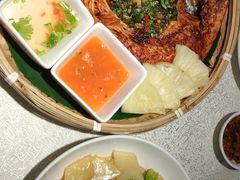 傣家香茅草烤罗非鱼-云腾食府·云南菜
