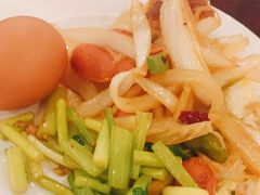 -库车国际酒店(火车站东湖公园店)