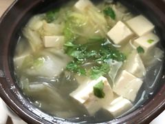 -闫家驴肉老店(华电一校店)