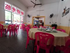 大堂-湘里湘亲饭店(闸坡店)