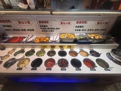 蘸料台-犇鼎牛潮汕牛肉火锅(新辰里学清路店)