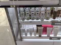 -日上免税店(三径路t3店)