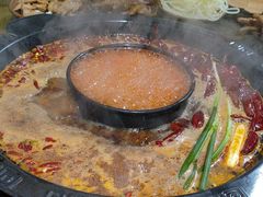 -黄潇洒老火锅(九眼桥宏济巷店)