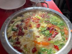 酸辣汤-夕阳红小吃(中街大悦城店)