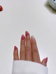 -兔兔妹款式美甲美睫