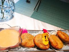 泰式手打虾饼-蜜桃花开·中西融合菜E&W(南长街店)