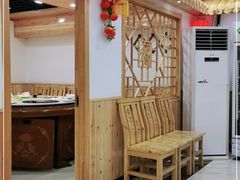 -屯老二农家铁锅炖·行业领军者(梅江店)