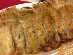 猪肉韭菜锅贴-大眼锅贴水饺(河东店)