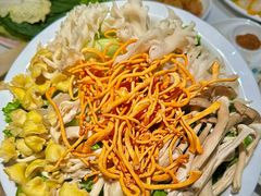 -老福耶小草帽石锅鱼(奥体店)