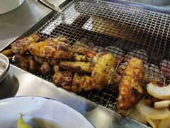 -马路牙子烧烤音乐酒馆(望京店)