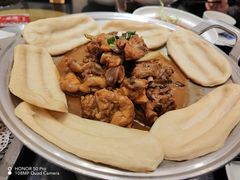 地锅本仔鸡-小菜园新徽菜(南京秦淮龙蟠汇店)