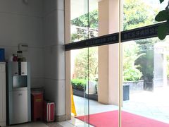 -上海市徐汇区口腔医院