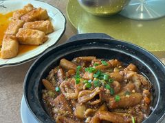 鱼香茄子煲-正宗鸡饭粤香酒家(朱村店)