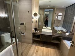 -上海松江假日酒店