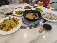 -李氏东北饺子王·铁锅炖(回龙湾店)