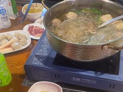 -牛满溢·自助潮汕鲜牛肉火锅(龙汇路店)