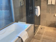 -上海龙之梦万丽酒店