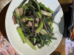 -黄泥岗·地道湖北菜(奥特莱斯店)