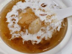 雪耳百合炖桃胶-景月阁空中食府(希尔顿酒店)