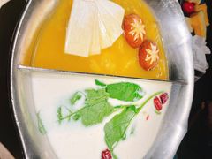花胶锅-湊湊火锅·茶憩(打浦桥日月光店)