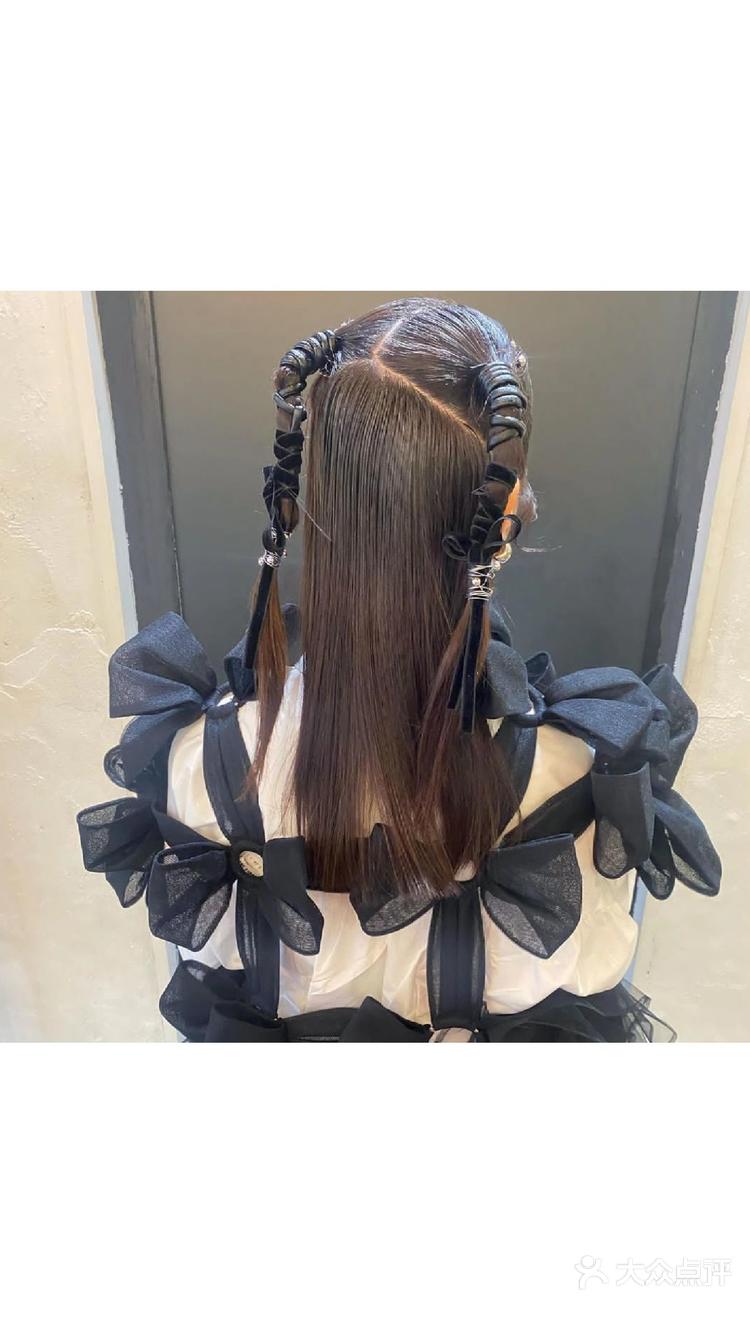 创意牛角丝带编发