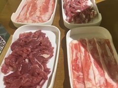 -天成·潮州牛肉脆肉鱼生蚝自助火锅