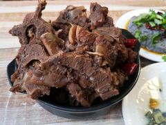 -宝瑞门钉肉饼店