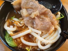 -丽虹云南过桥米线(兴工街店)