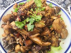 -八两八金·莱芜特色炒鸡(市南漳浦路店)
