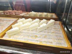 小点心-比亚森自助烤肉料理(裕华店)