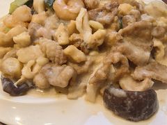 奶爆三样-恩宏德餐馆(平山道店)