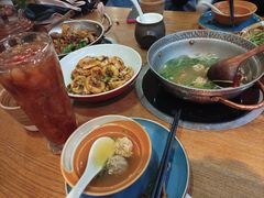 -吃饭皇帝大土家民族菜(正大广场店)