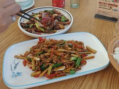 -自游人·美食一楼·地道徽菜(三十年名店)