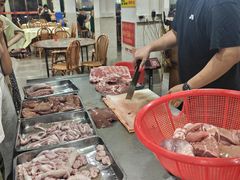 -标记美食新鲜猪杂(兴南大道店)