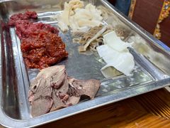 -金鼎雪山牦牛杂火锅(理县总店)