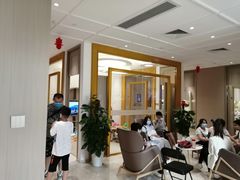 -柏乐口腔医院·舒适化无痛种植牙中心(东盟商务区院)