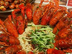 -肥肥虾庄·金牌油焖大虾(汉街SKP店)