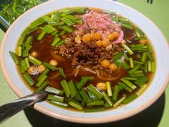 -八月美食小馆(银泰城总店)