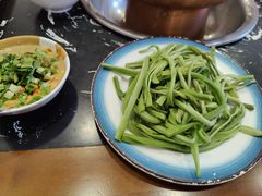 -楼外楼大刀肉传统火锅居(幸福街店)