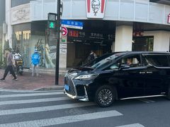 -南京西路(地铁站)