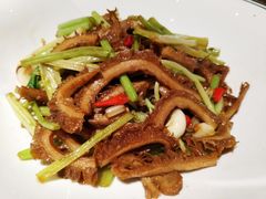 -湘阁里辣(沙井华润万家店)
