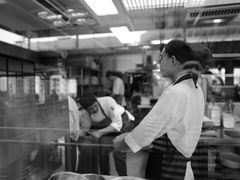 -ROAST coffee & eatery